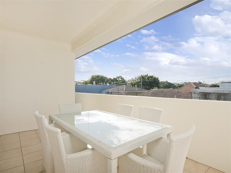 1/20 Love, Bulimba QLD 4171
