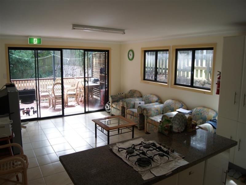 17 Wilkins Street East, Annerley QLD 4103