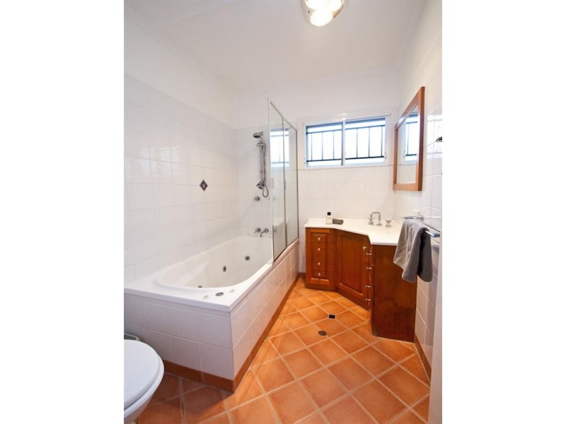 92 Lunga Street, Carina QLD 4152