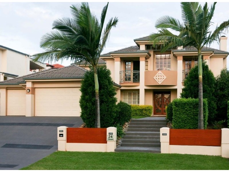 24 Sunset Place, Carindale QLD 4152