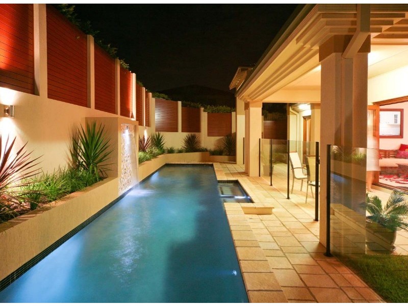 24 Sunset Place, Carindale QLD 4152