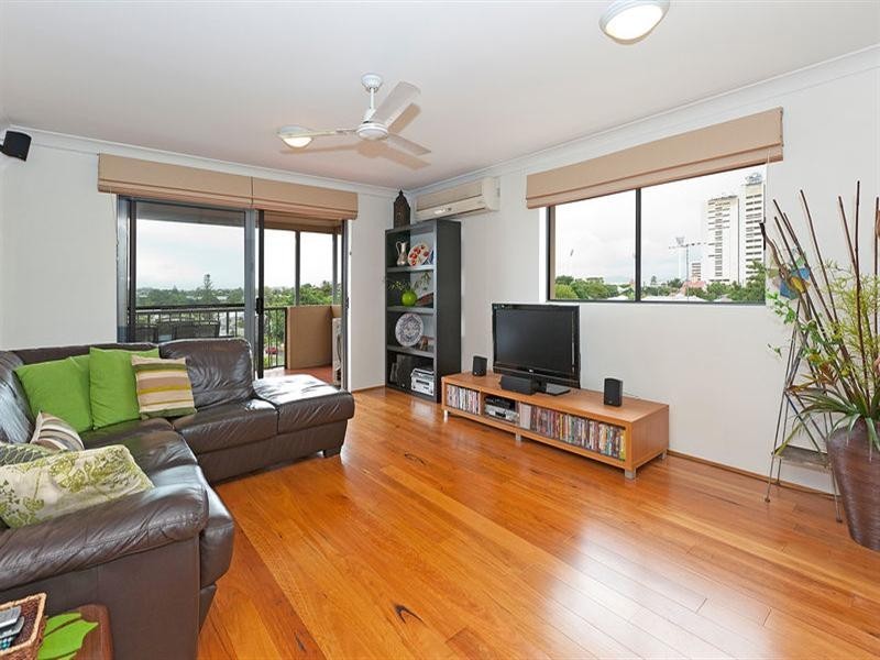 8/29 Bell Street, Kangaroo Point QLD 4169