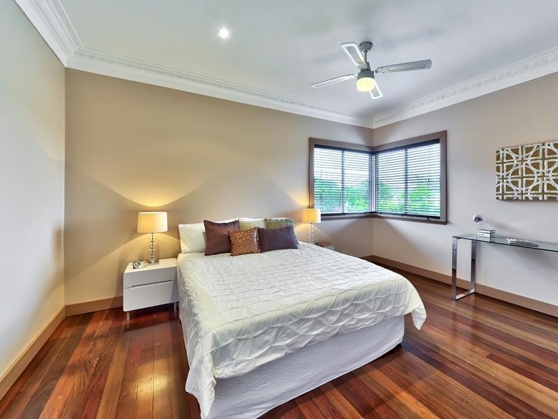 44 Whitworth Road, Cannon Hill QLD 4170