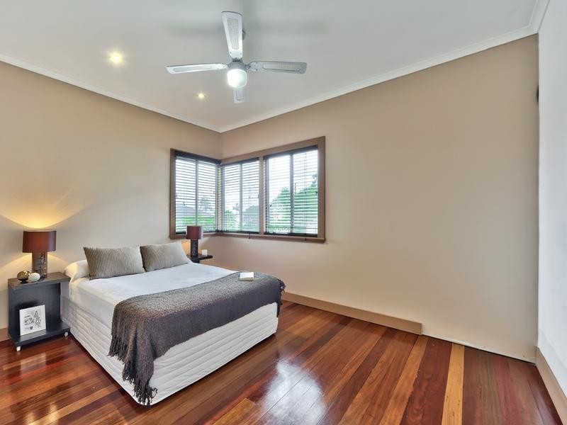 44 Whitworth Road, Cannon Hill QLD 4170
