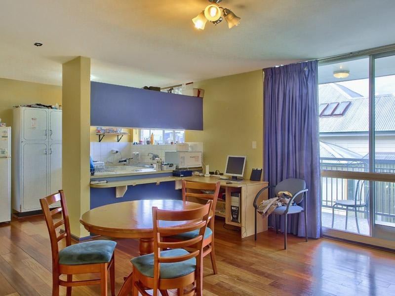 2/12 Rialto Street, Coorparoo QLD 4151