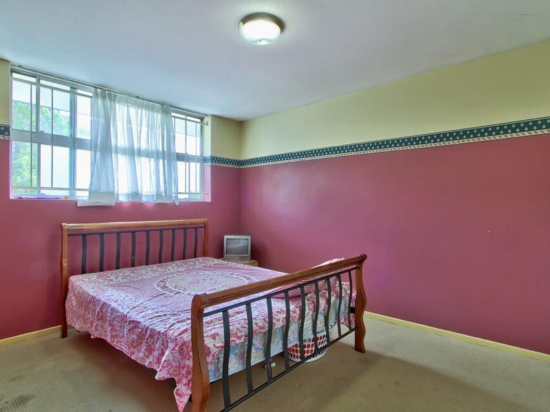 2/12 Rialto Street, Coorparoo QLD 4151