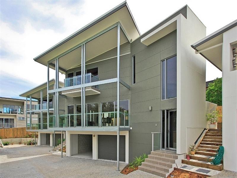 246 Oxford Street, Balmoral QLD 4171