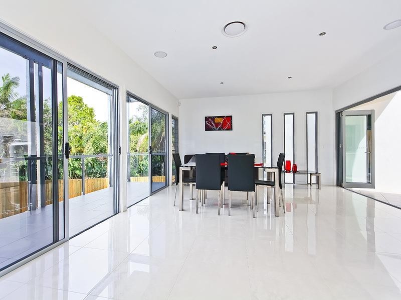 246 Oxford Street, Balmoral QLD 4171