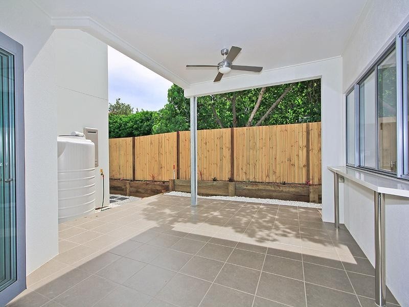 246 Oxford Street, Balmoral QLD 4171