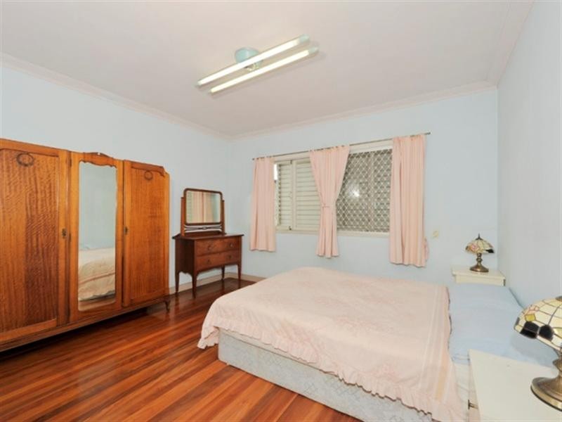 20 Dorothy Street, Camp Hill QLD 4152