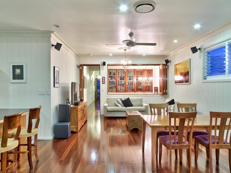 96 Malcolm Street, Hawthorne QLD 4171