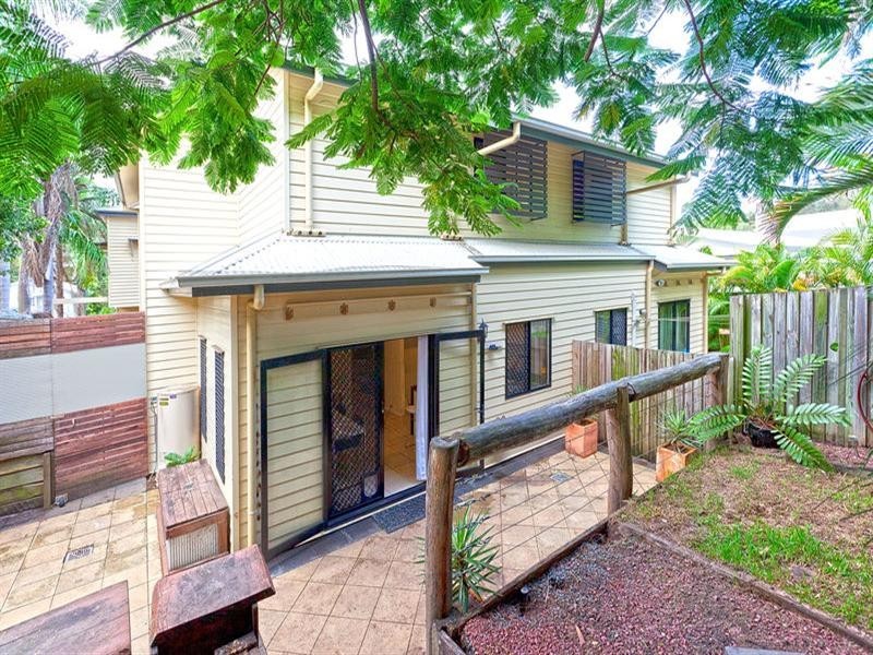 2/303 Wynnum Road, Norman Park QLD 4170