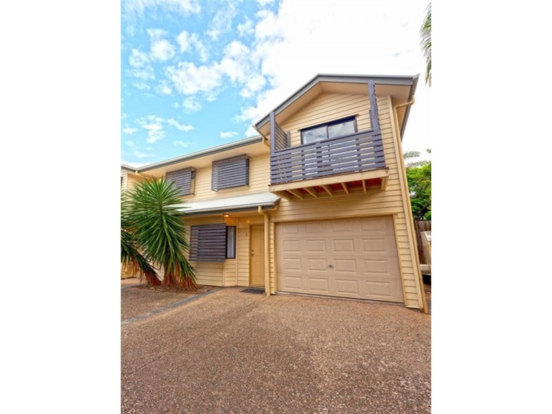 2/303 Wynnum Road, Norman Park QLD 4170