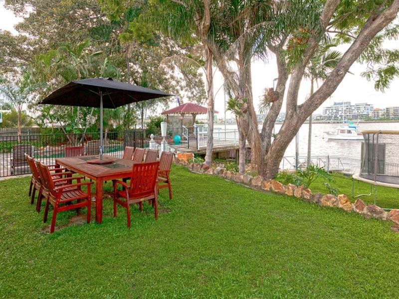 124 Quay Street, Bulimba QLD 4171