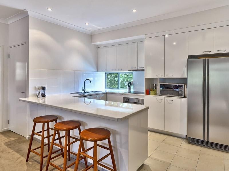 68 Shelley Street, Cannon Hill QLD 4170