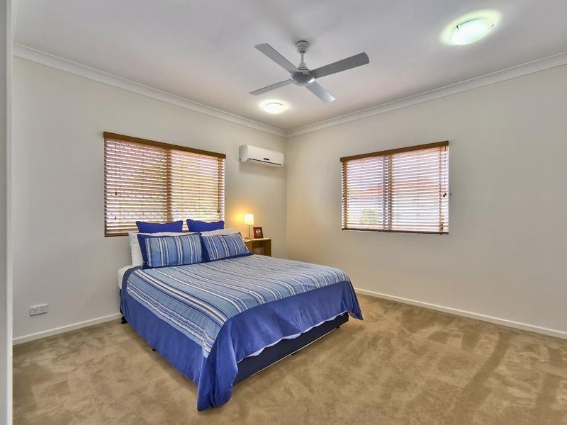68 Shelley Street, Cannon Hill QLD 4170