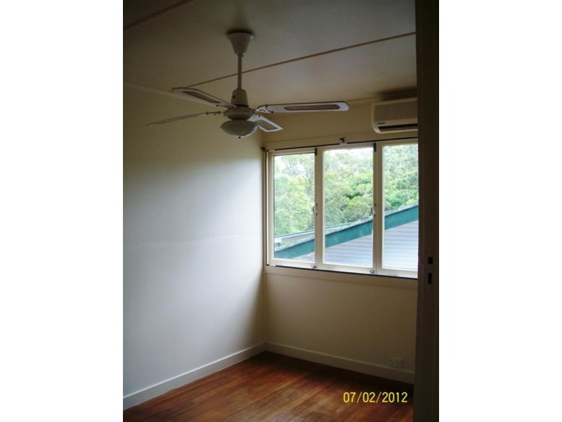 15 Grunert Street, Holland Park QLD 4121