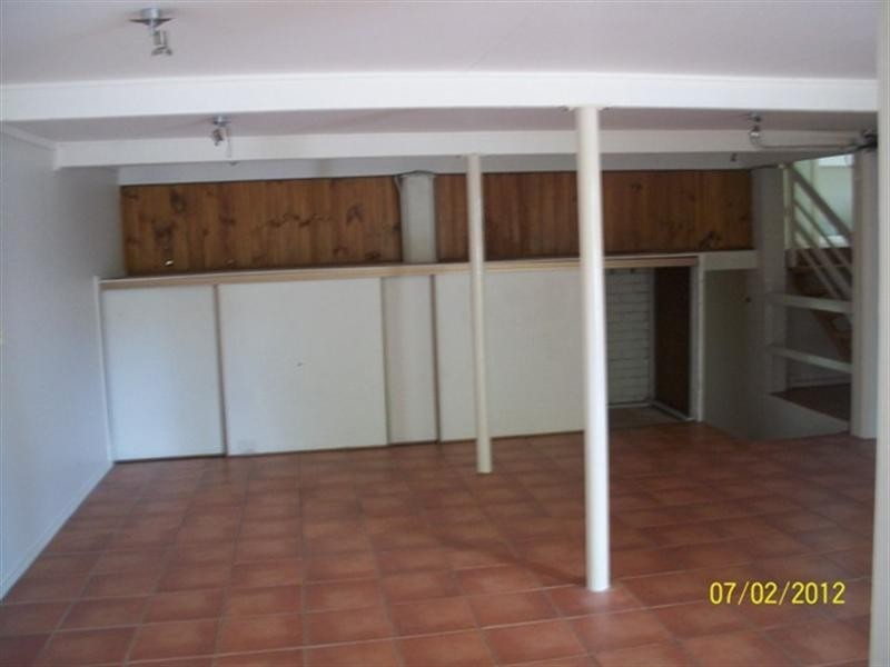 15 Grunert Street, Holland Park QLD 4121