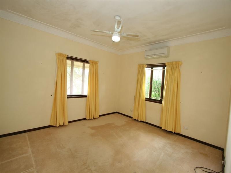 10 Gary Street, Morningside QLD 4170