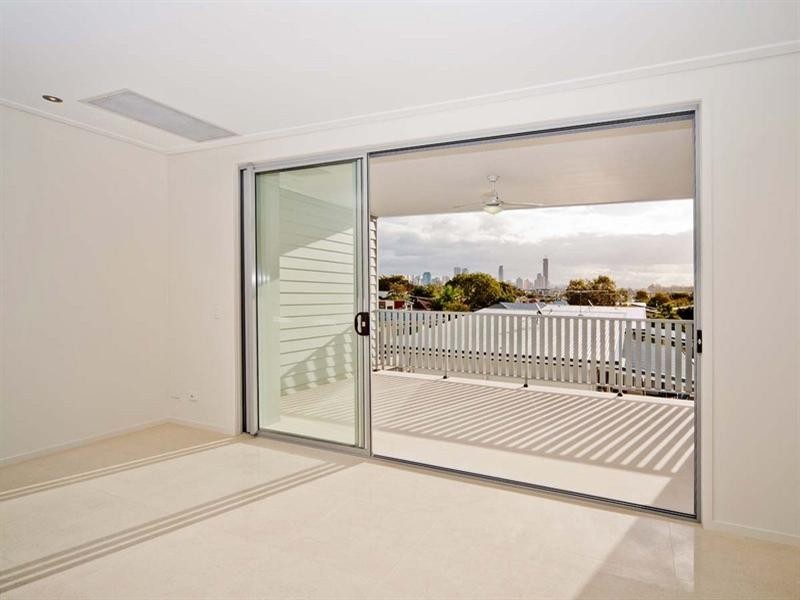 3/168 Riding Road, Hawthorne QLD 4171