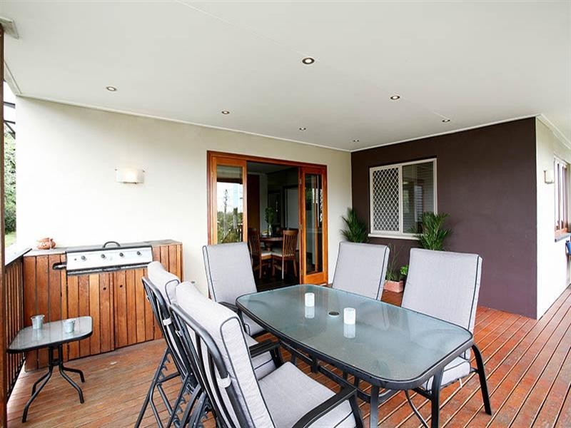 37 Princess Street, Cannon Hill QLD 4170