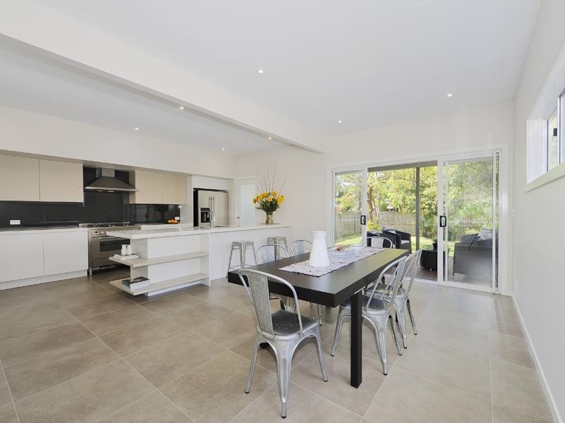 86 Barton Road, Hawthorne QLD 4171