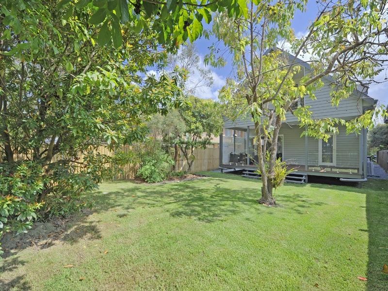 86 Barton Road, Hawthorne QLD 4171