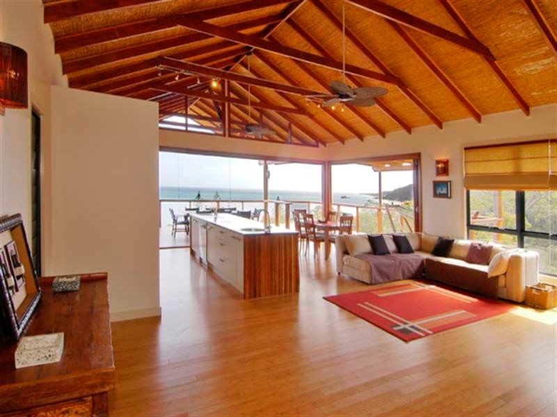 6 Nautlius Drive, Tangalooma QLD 4025