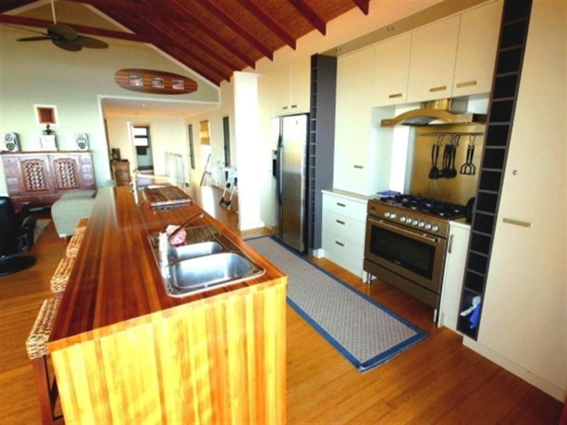 6 Nautlius Drive, Tangalooma QLD 4025