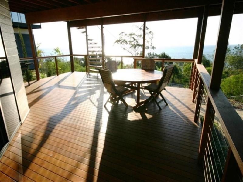 6 Nautlius Drive, Tangalooma QLD 4025