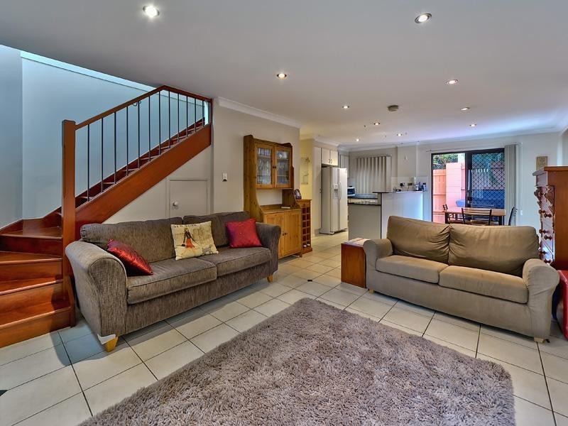 10/104 Richmond Road, Morningside QLD 4170