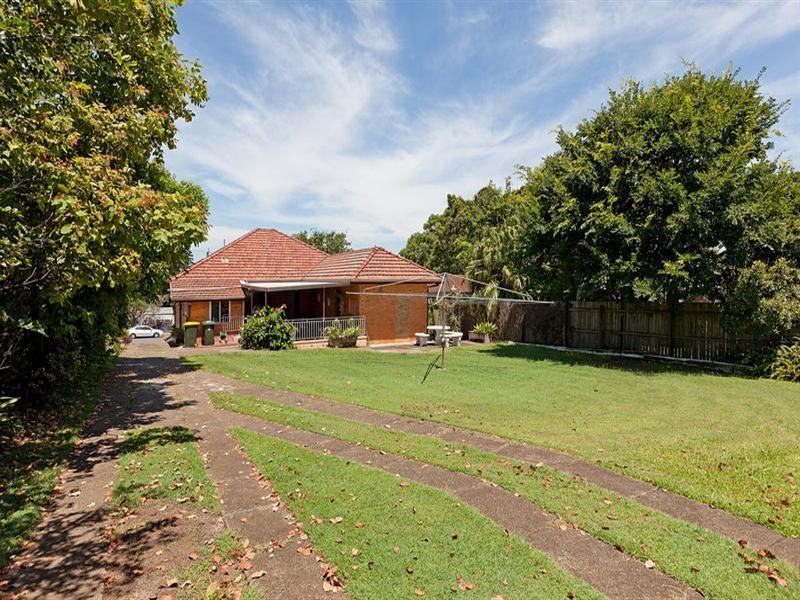 62 and 64 Oxford Street, Bulimba QLD 4171