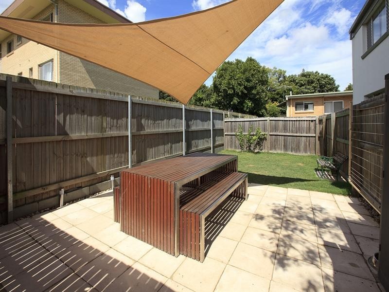 2/68 Shetland Street, Morningside QLD 4170