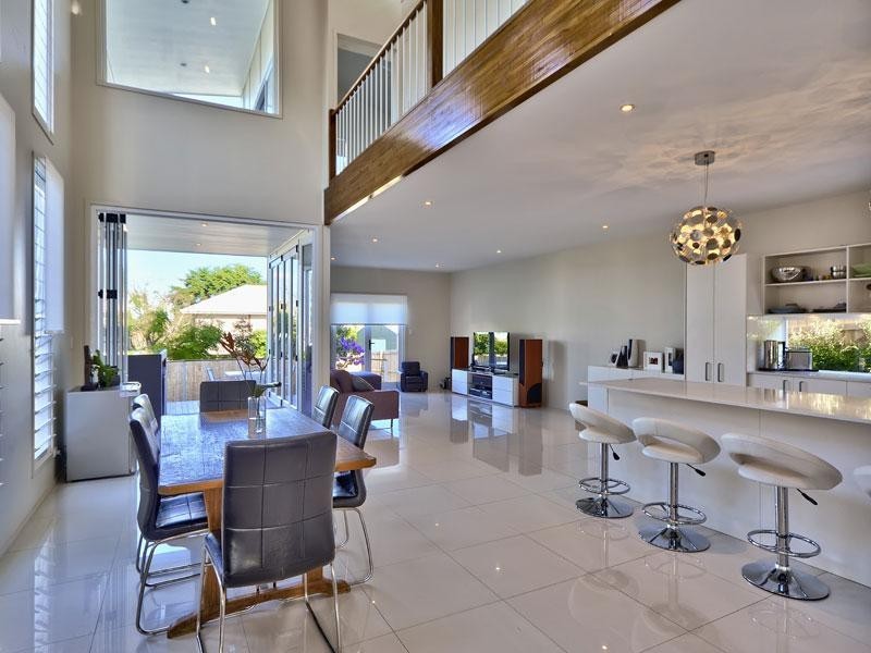 54 Shelley Street, Cannon Hill QLD 4170