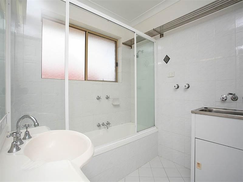 4/12 McLay Street, Coorparoo QLD 4151