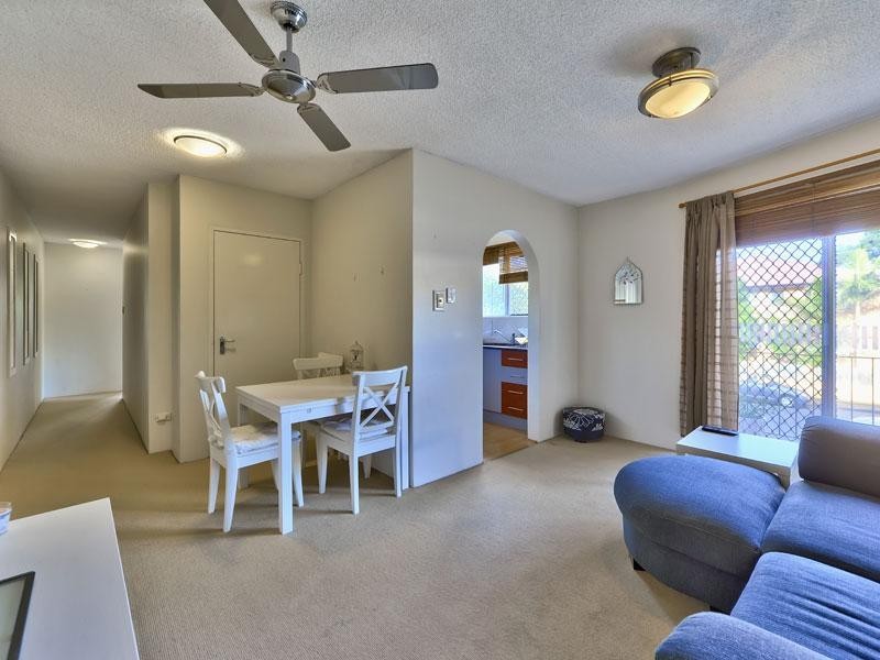 2/69 Belgrave Street, Balmoral QLD 4171