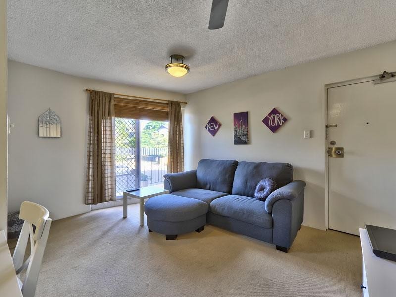 2/69 Belgrave Street, Balmoral QLD 4171