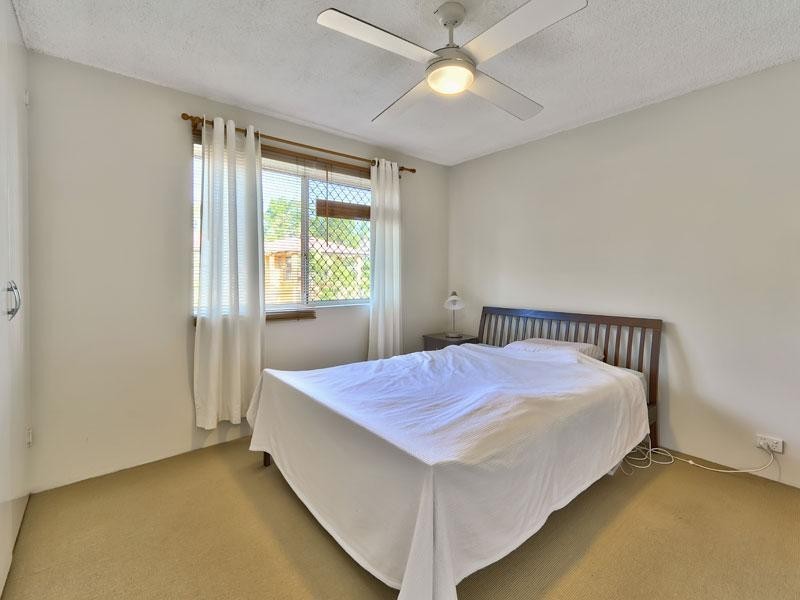 2/69 Belgrave Street, Balmoral QLD 4171