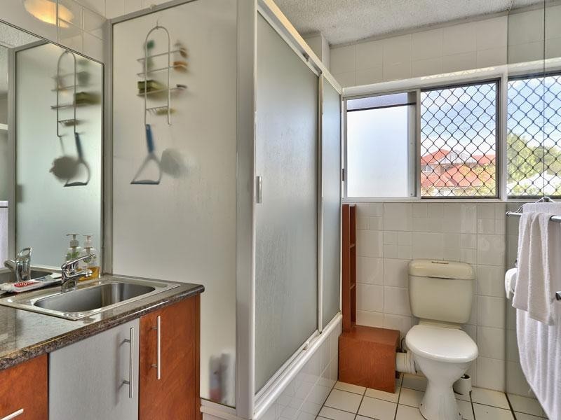 2/69 Belgrave Street, Balmoral QLD 4171