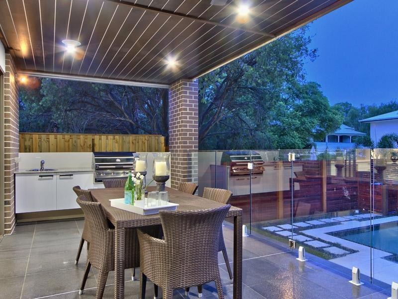 51 Moreton Street, Norman Park QLD 4170