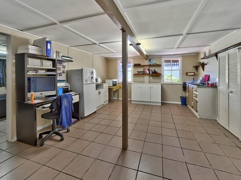 48 Broadmere Street, Annerley QLD 4103