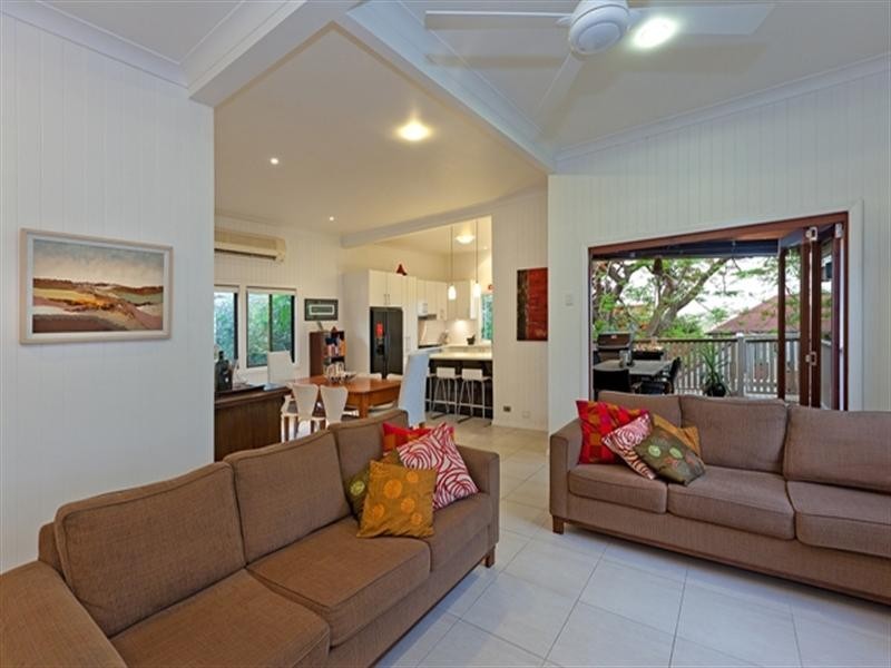 31 Forbes Street, Hawthorne QLD 4171