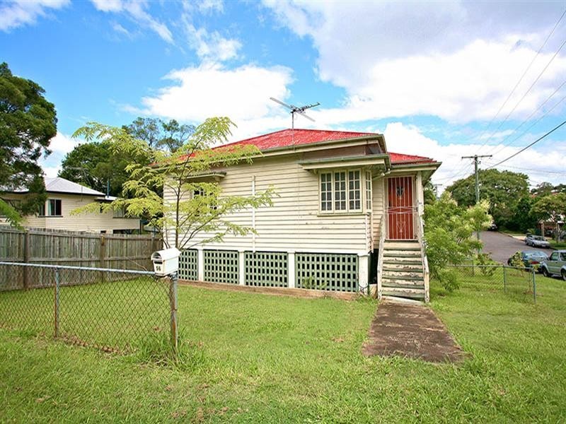 56 Mackay Street, Coorparoo QLD 4151