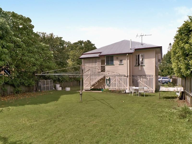 91 Lindsay Street, Hawthorne QLD 4171