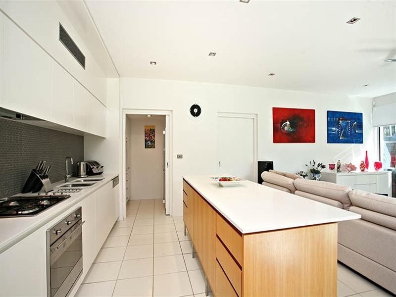 58 Waterline Crescent, Bulimba QLD 4171