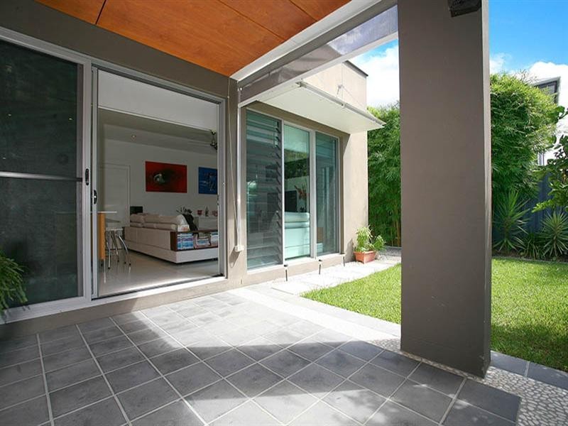 58 Waterline Crescent, Bulimba QLD 4171