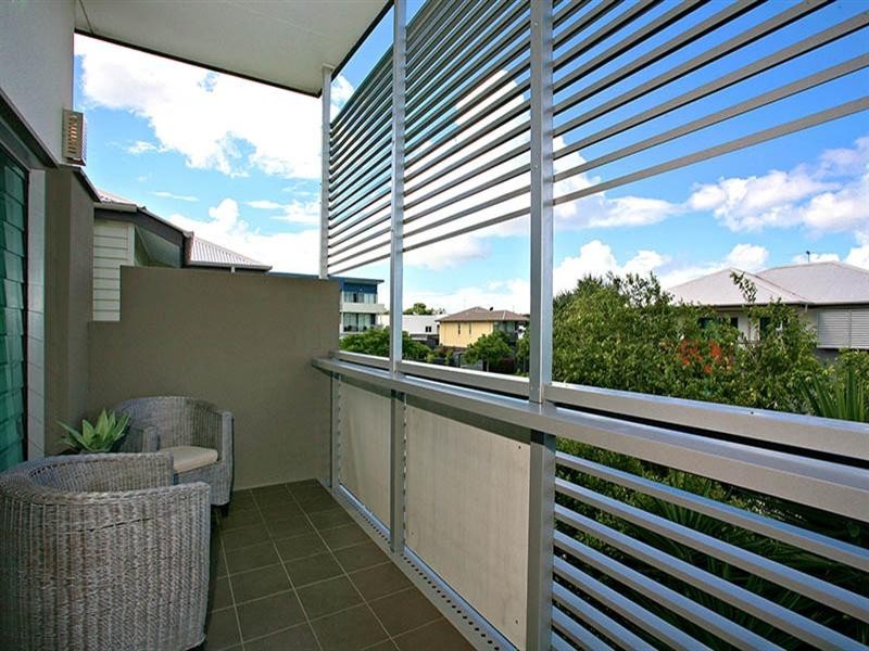 58 Waterline Crescent, Bulimba QLD 4171