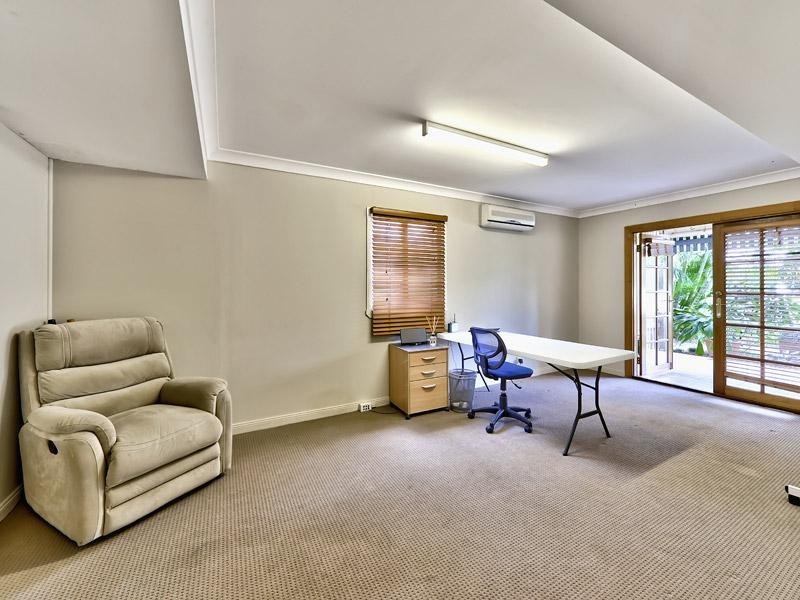 72 Armstrong Road, Cannon Hill QLD 4170