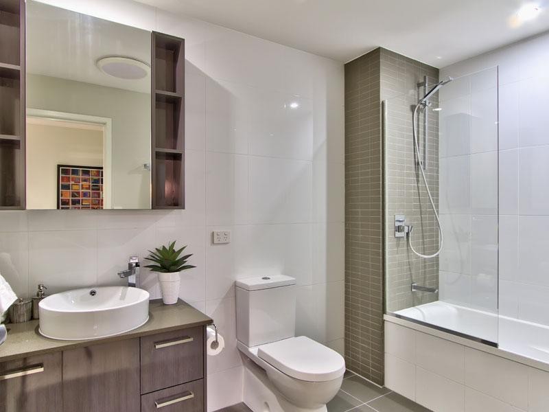 64 Barton Road, Hawthorne QLD 4171