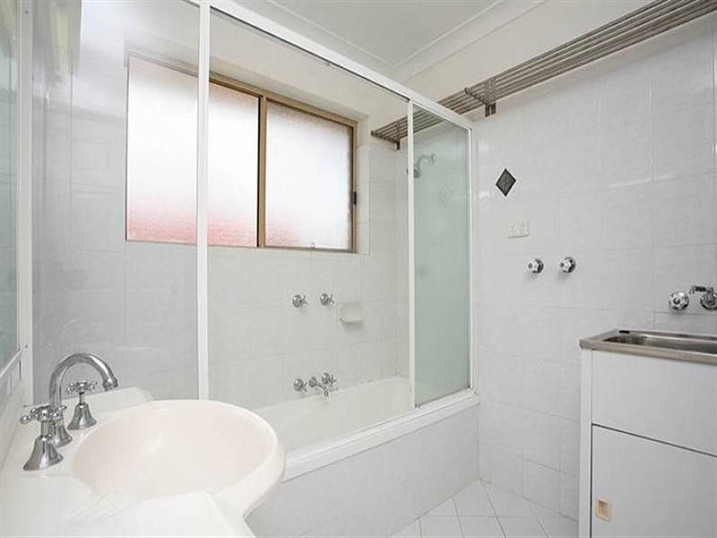 4/12 McLay Street, Coorparoo QLD 4151